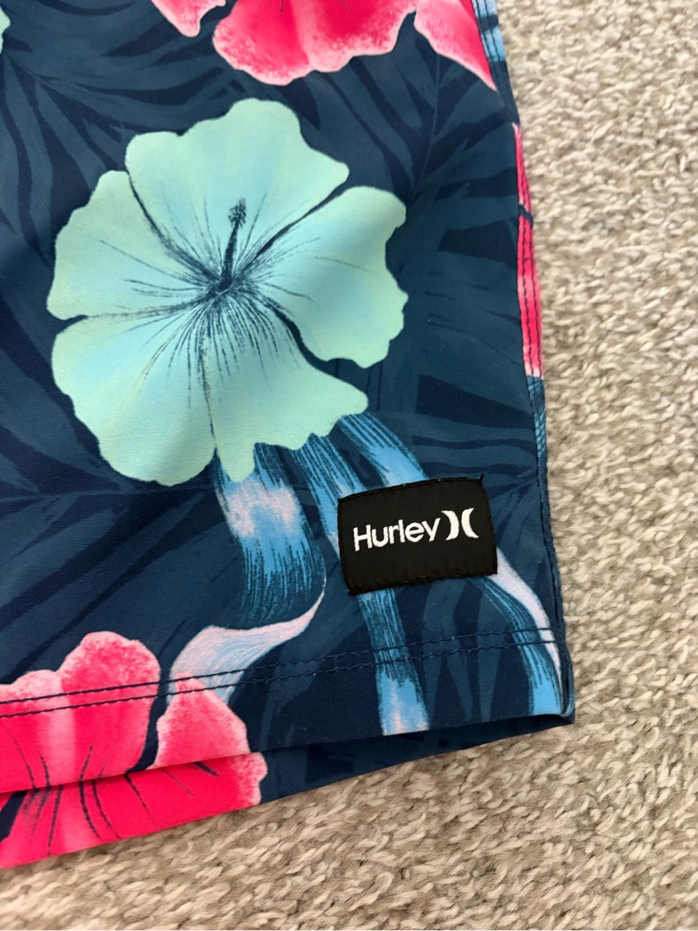 Hurley‎ Men's Cannonball 17" Swim Trunks - Picture 3 of 6